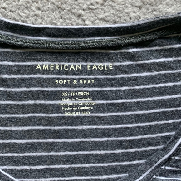American Eagle Tshirt - Picture 5 of 6